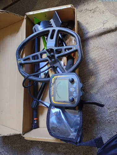 Detector de metais usado pouco