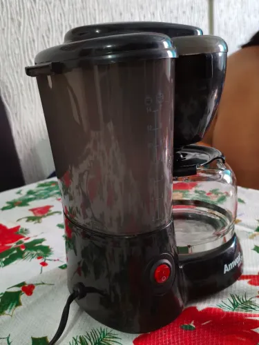 Cafeteira elétrica ZAP *50