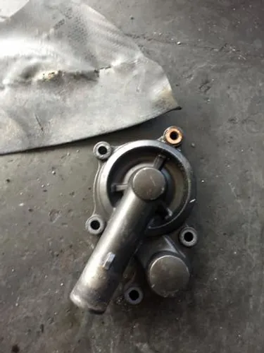 Tampa da bomba de água da xt 660