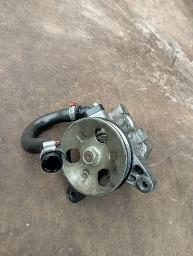 Bomba de direção civic 1.7 2006