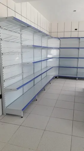 Gôndolas de Parede Novas