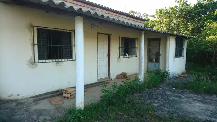 Oportunidade perto Lagoa Santa pequena sitio de 1700mtros com casa simples e rua calçada!