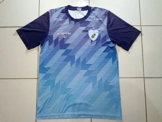 Camisa Londrina Marca Karilu tamanho M Número 26