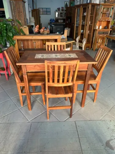 Mesa De Demolição Com Azulejo