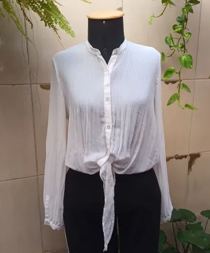 Camisa plissada tam M