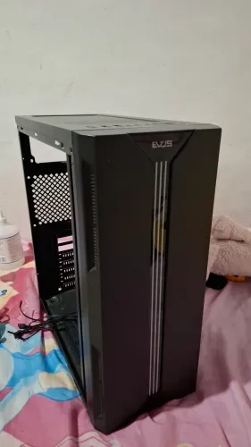 Gabinete Evus EV-G13 ATX RGB 