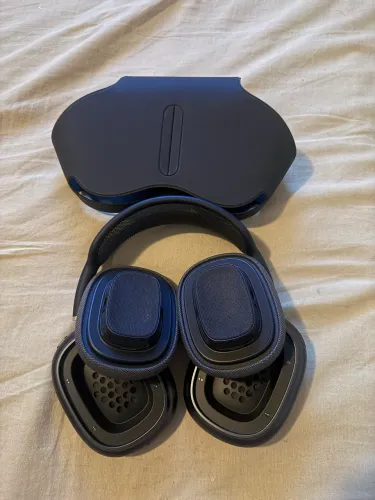 Airpods max preto quase sem uso
