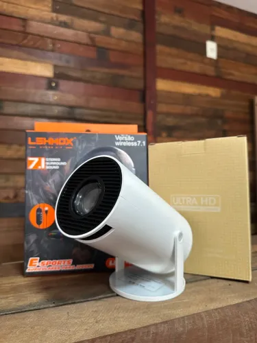 Projetor CINEMA ANDROID ENTREGAMOS COM GARANTIA Portátil Ultra HD - Imagem Incrível