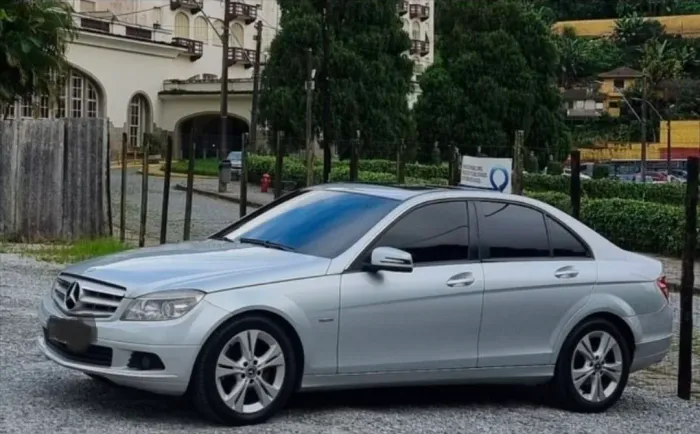 Mercedes-Benz C-180 Kompressor Classic 1.6 16V Aut. 2010
