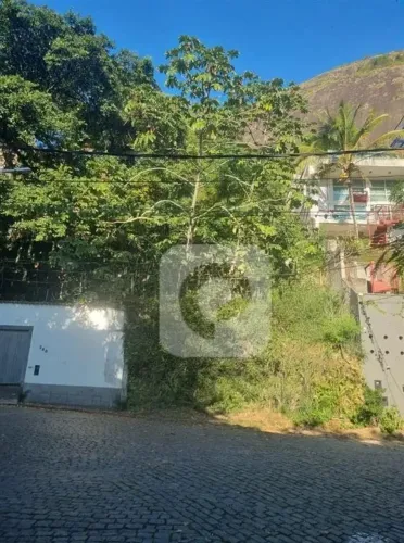 Lagoa Rua Vitória Regia Terreno 408 m2 á venda