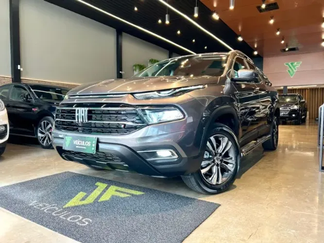 Fiat Toro 1.3 Flex Turbo automática 2023. Baixo km