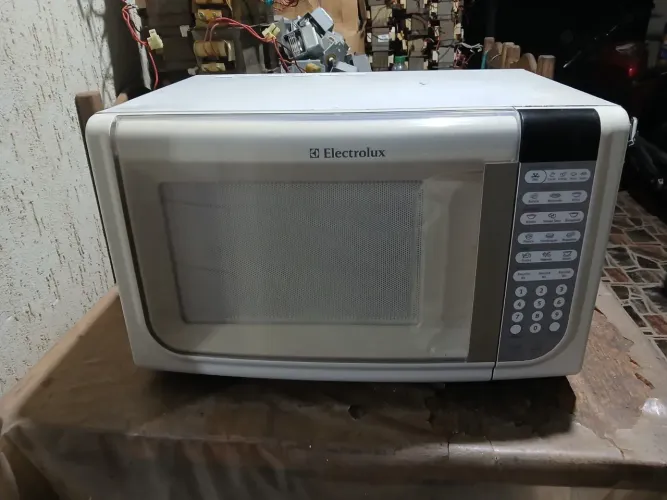 Microondas Electrolux 31 litros
