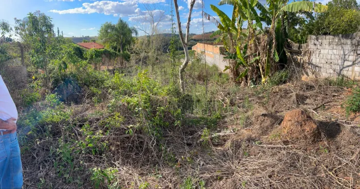 Terreno na zona rural de eloi Mendes (Condomínio foz do Rio verde) 
