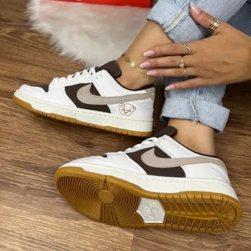 Tênis casual feminino marrom