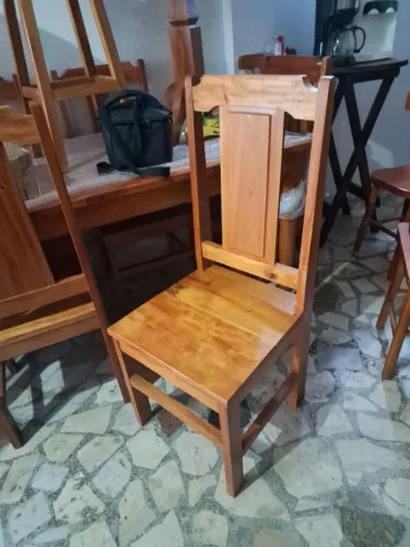 Cadeira de jantar reforçada de madeira maciça