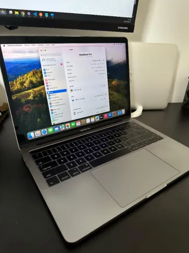 Macbook Pro 13" Intel Core i5 2,9Ghz 8G de RAM e 250 de Armazenamento, 2016 - Unico Dono