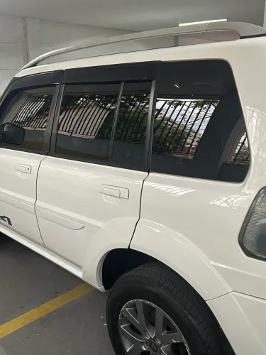 Pajero Tr4 4x2 flex 2015 - Automático- Gnv