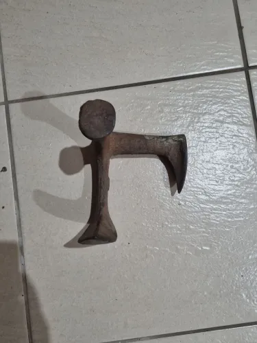 Pé de Sapateiro Antigo