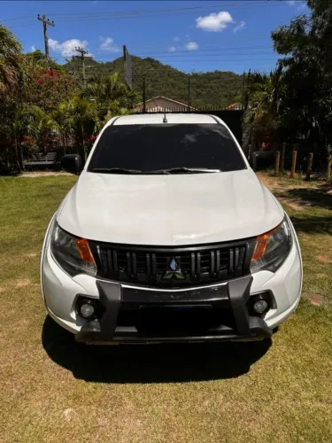 Mitsubishi TRITON GL AT 4X4 2024