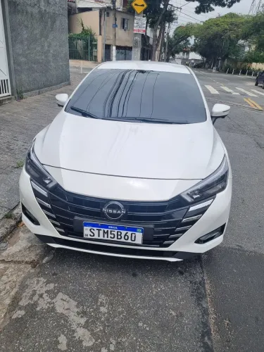 Versa Exclusive Top 2024, unico dono carro de estrada