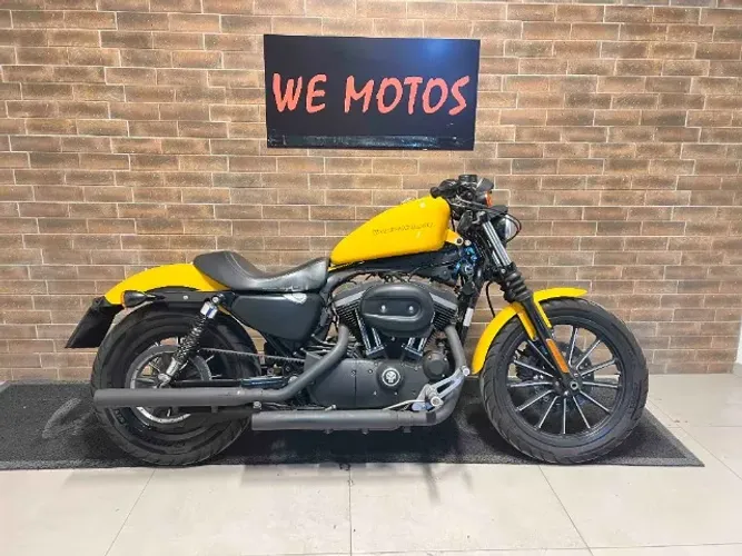 Harley Davidson Iron 883 2011