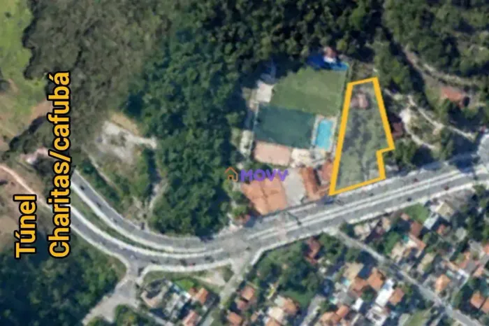 Terreno Excelente para investidores visionários em busca de oportunidades únicas. Área 322