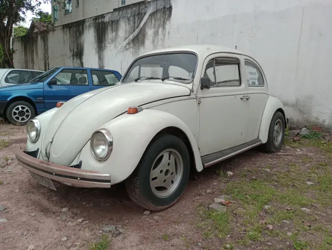 Fusca 72 inteirão, documento em dia no meu nome só pegar e andar.