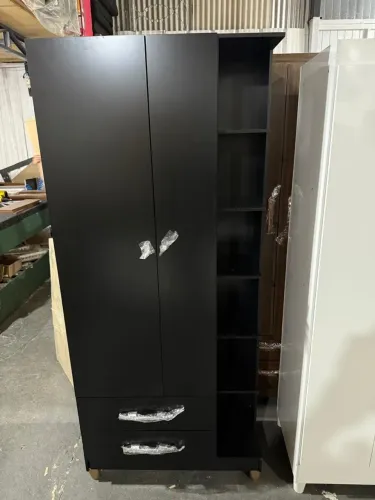 Guarda-Roupa Preto com Prateleiras e Gavetas
