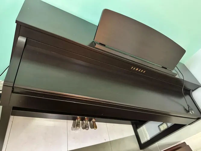 Vendo Piano Yamaha Clavinova CLP440