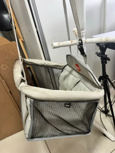 Cadeira de carro para cachorro 