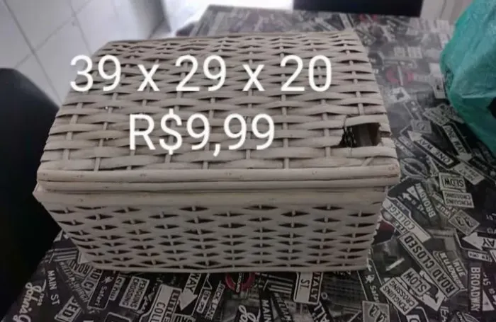 Baús e cestas de vime 