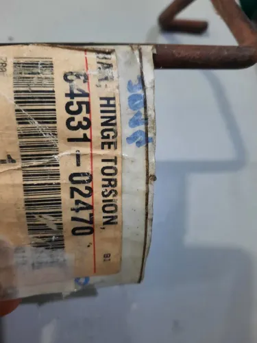 Barra torção direita da porta do porta malas Toyota Corolla