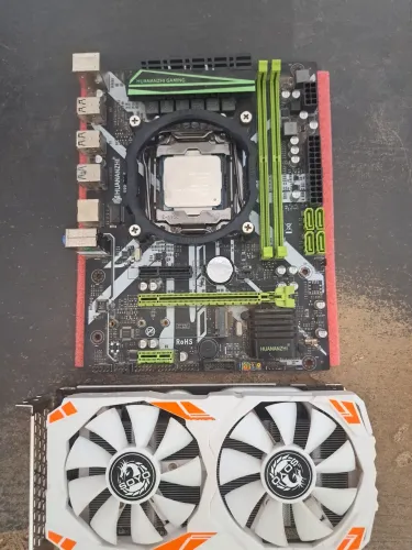 Xeon + Placa mãe + RX580, leia o anúncio 