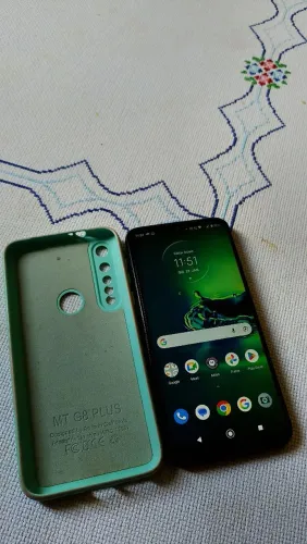 Moto g8 plus 64gb