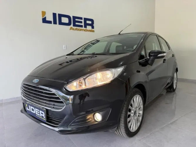 Ford Fiesta Titanium 1.6 16V Flex Mec. 2017