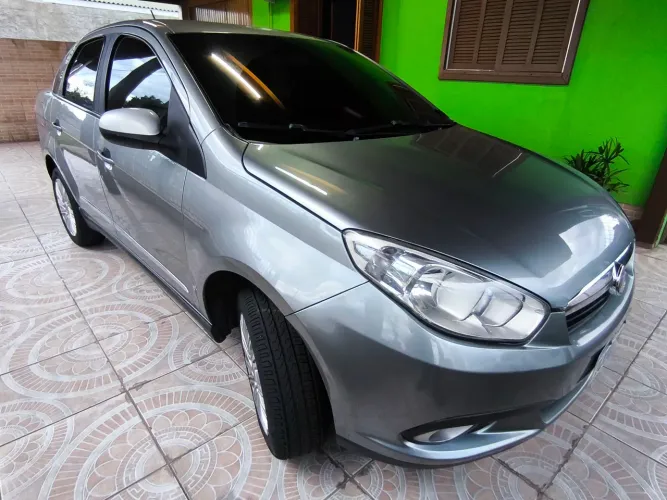 Fiat Grand Siena Essence 1.6 Flex 16V 2014