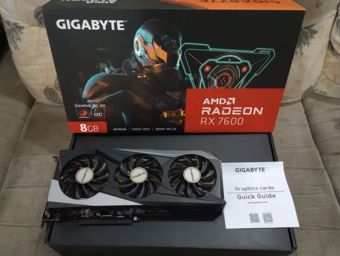 Placa de vídeo RX 7600 Gigabyte Gaming OC