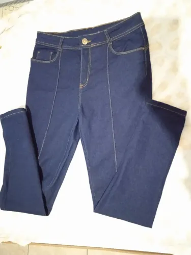 Calça jeans feminina skini nova