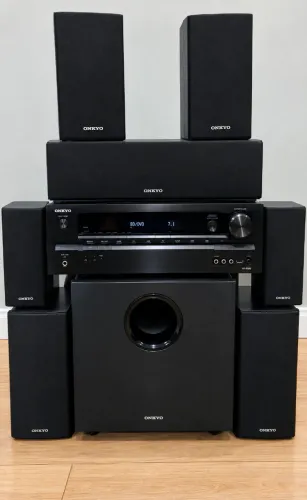 Home Theater Onkyo HT-R592 + 7 Caixas Acústicas + Subwoofer + Acessórios