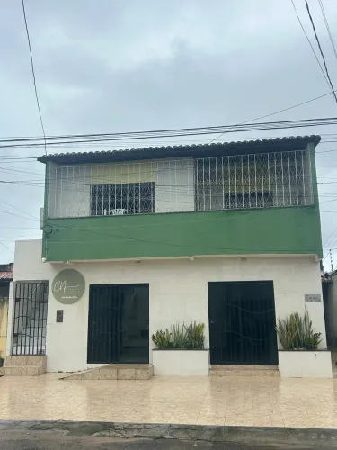 Casa de primeiro andar próximo Abel Cabral 
