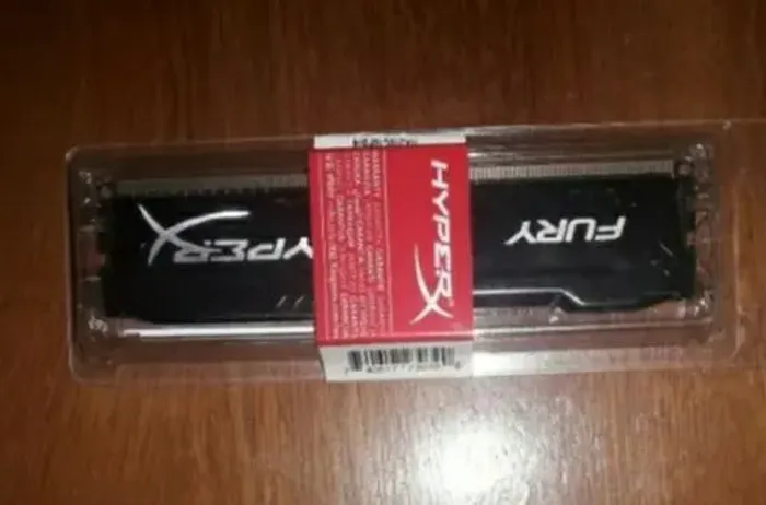 Memória RAM HyperX Fury DDR3 4GB 1600mhz