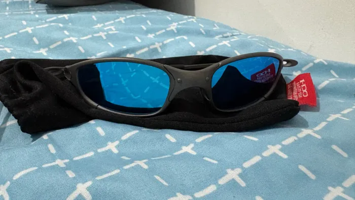 Juliet da oakley (primeira linha)