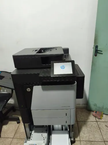 Impressora HP Enterprise Flow MFP M830