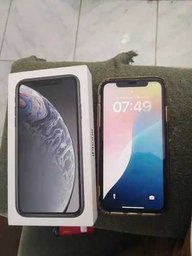 Troco iPhone xr seminovo nunca aberto por Pc gamer