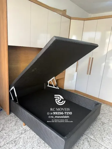 Cama box estruturada Baú Casal 1.38x1.88 Inteiriço Blindado com Pistão a Gás
