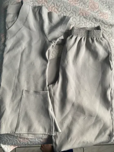 2 scrubs por $50