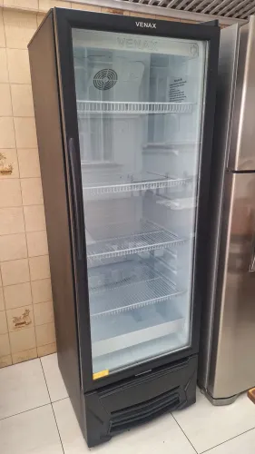 Geladeira Expositora Venox modelo VV300 - 300 litros 127v