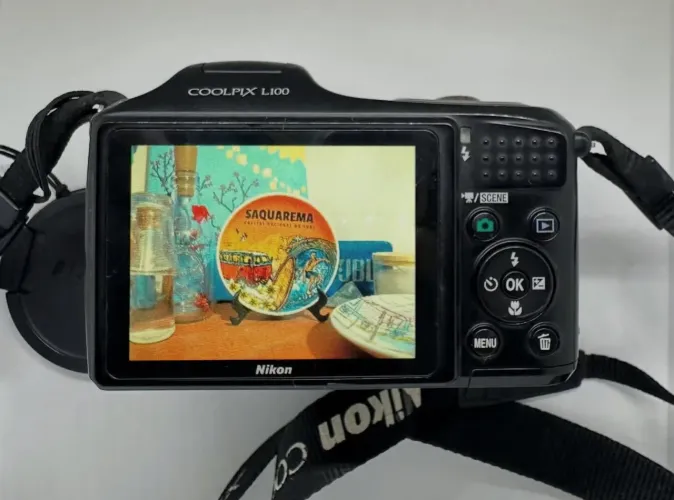 Nikon Coolpix L100 + Pilhas recarregáveis duracell