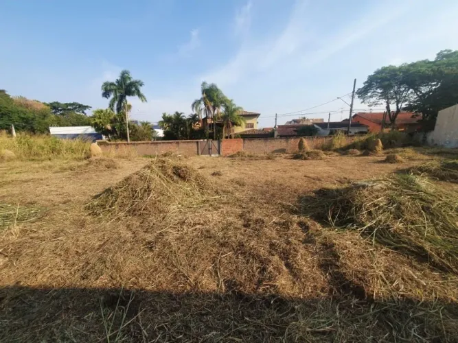 Terreno à venda, 288 m² por R$ 399.999,99 - Vila Doutor João Batista (Parte Alta) - Cruzei