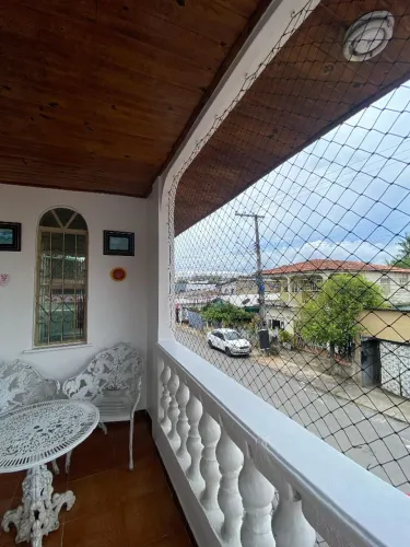 Aluga-se apartamento Alvorada 1 (R$950,00+energia).